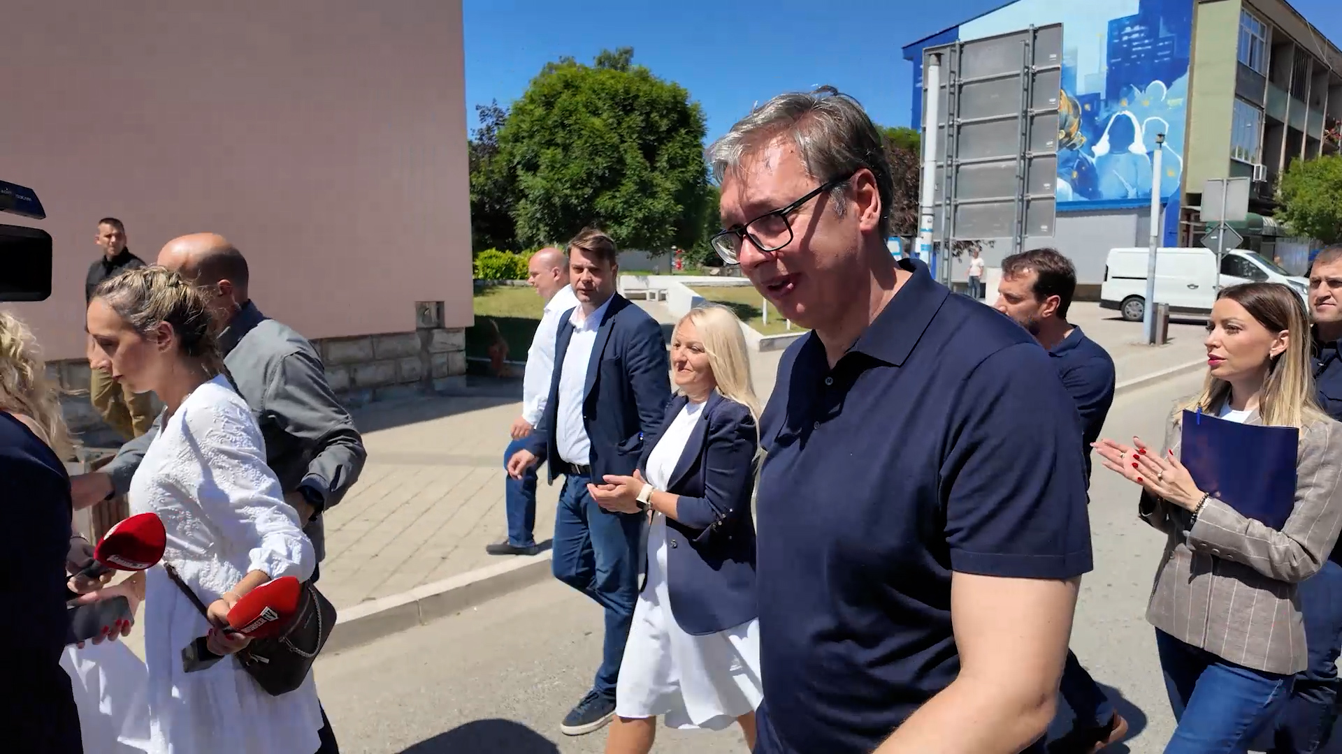 INFOBIRO - Dogadjaj dana - BiH, Martin Brod, predsednik Srbije Aleksandar  Vucic posecuje manastir Rmanj, pokrivanje